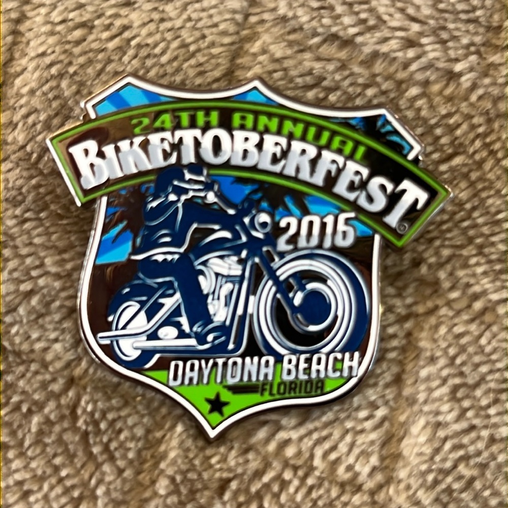 2016 Daytona Beach 24th Biketoberfest - 1 1/2” Pin.